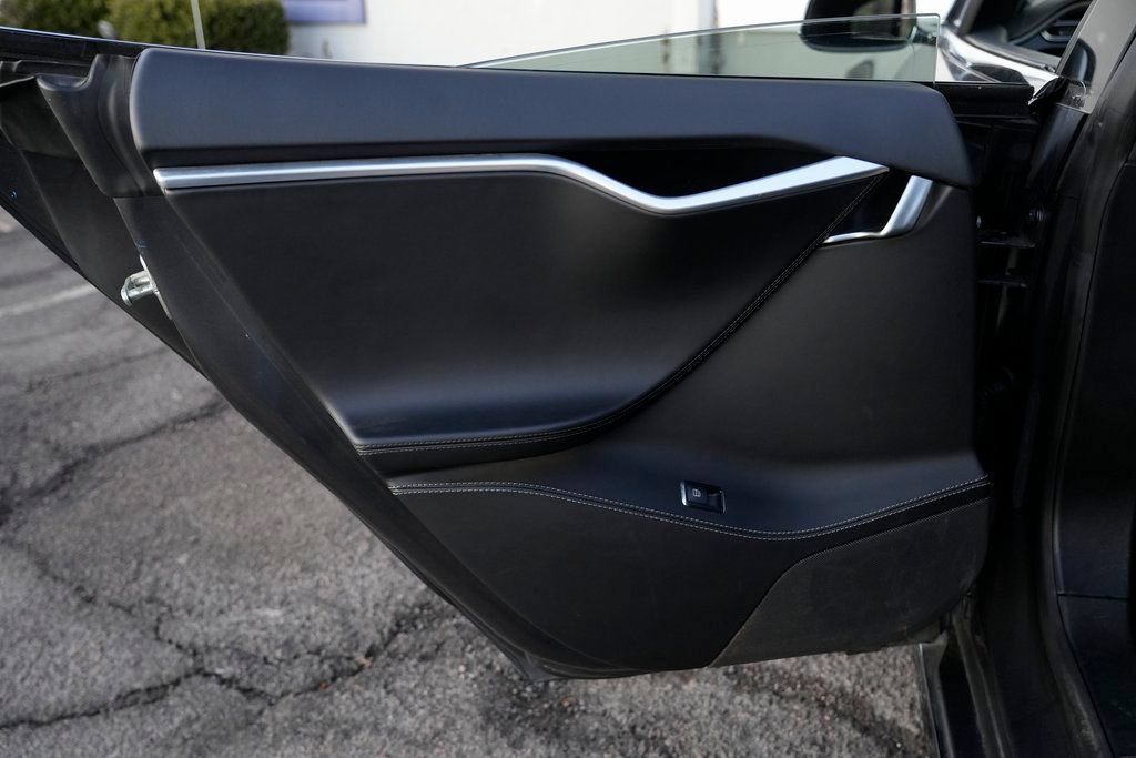 Used 2017 Tesla Model S 75D AWD/4WD image 27