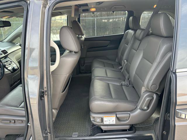 Used 2013 Honda Odyssey Touring Elite image 21