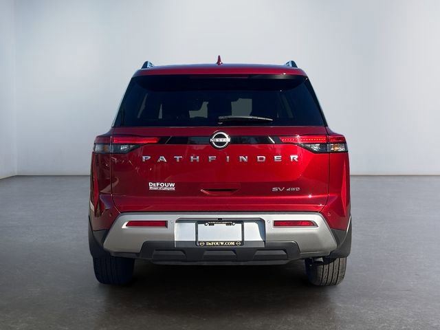 Used 2024 Nissan Pathfinder SV image 4