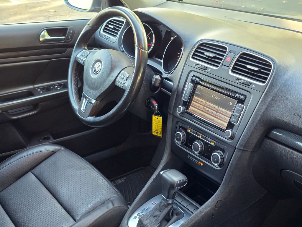 Used 2011 Volkswagen Jetta SE w/ Wheel & Sunroof Pkg FWD image 15