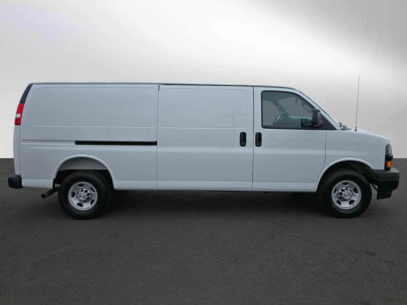 Used 2025 Chevrolet Express 2500 Extended w/ Driver Convenience Package RWD image 2