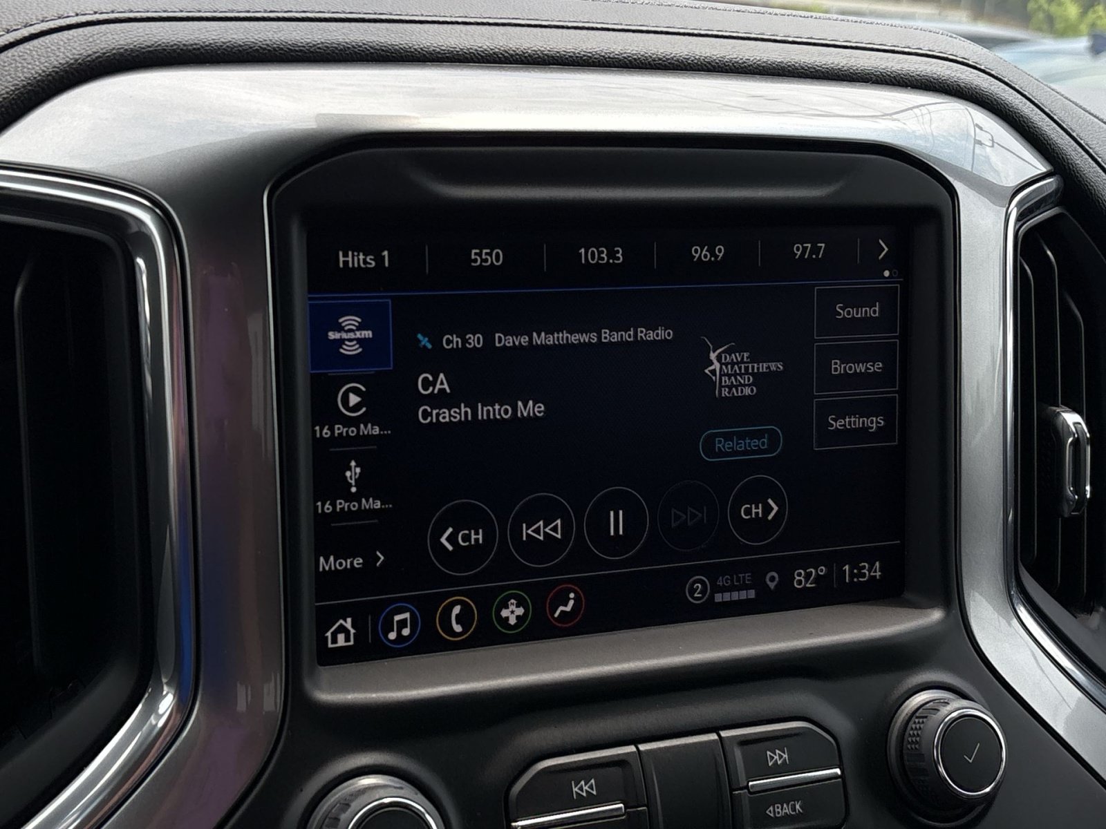 Used 2022 Chevrolet Silverado 1500 RST AWD/4WD image 18