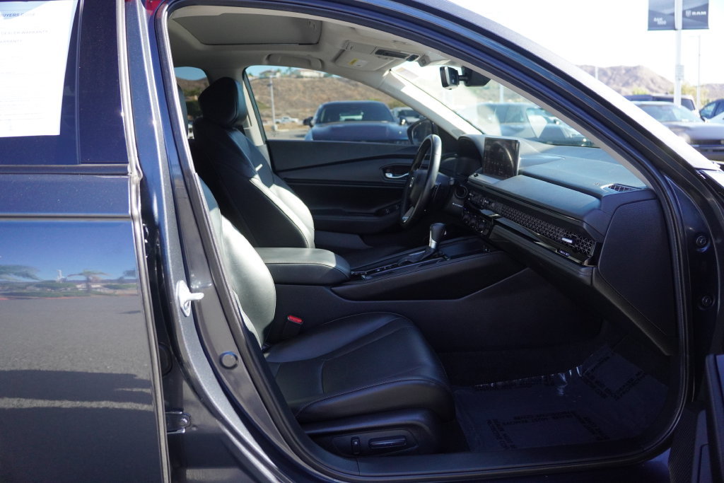 Used 2024 Honda Accord Touring image 31
