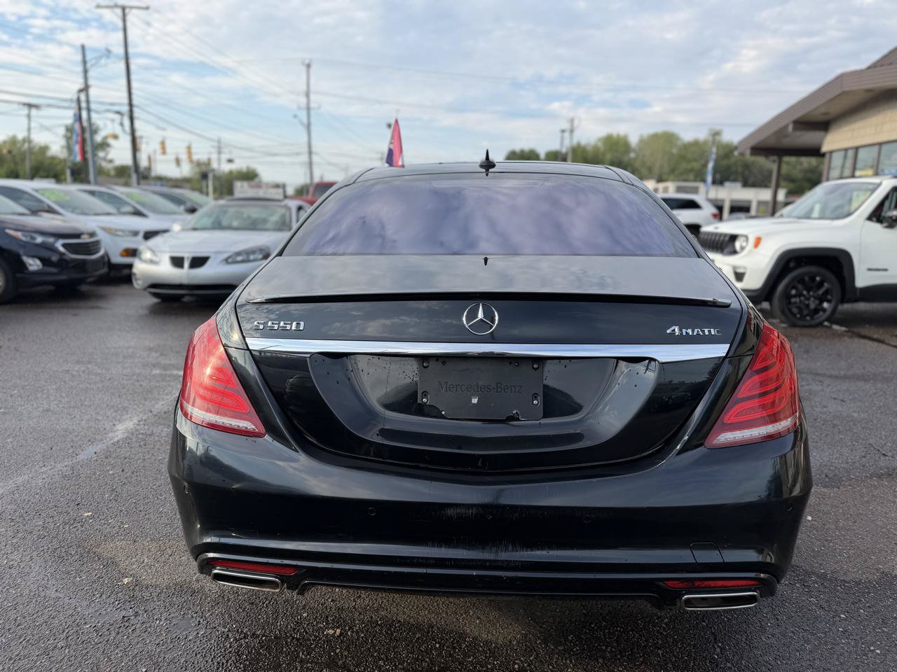 Used 2016 Mercedes-Benz S 550 4MATIC Sedan image 8