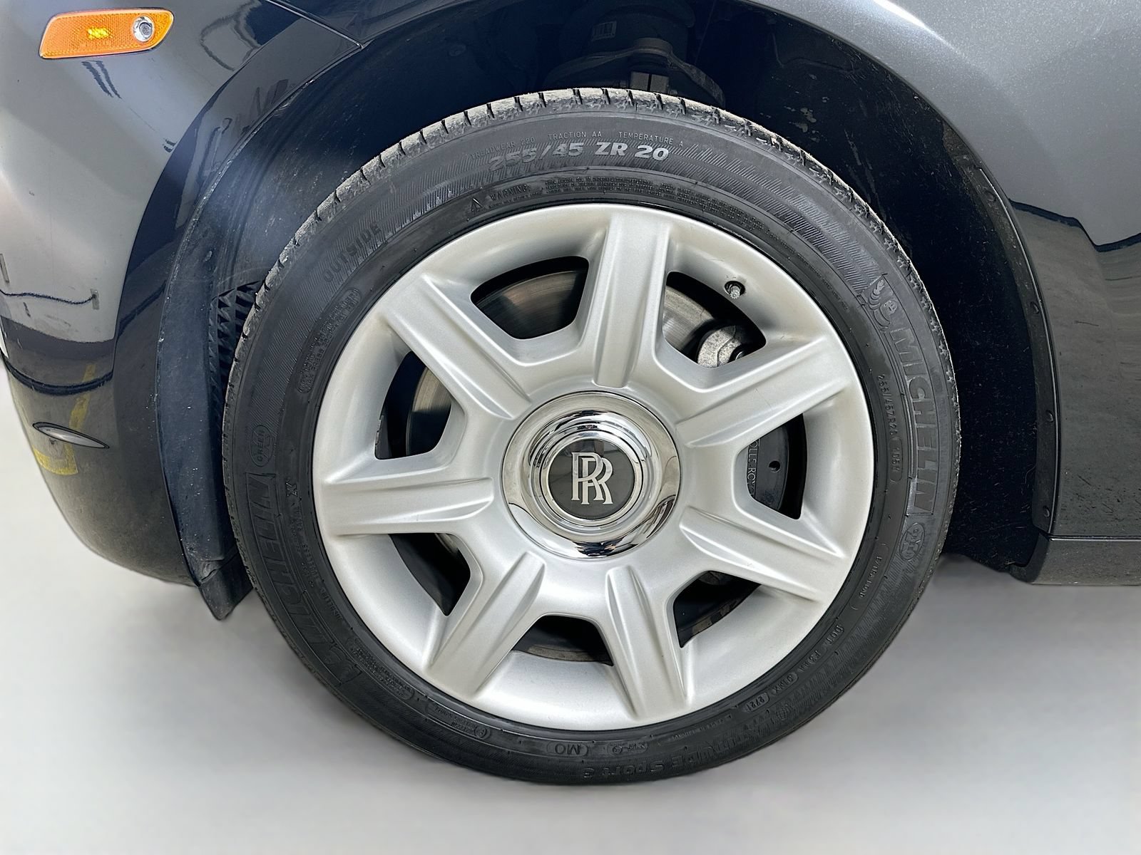 Used 2010 Rolls-Royce Ghost RWD image 55