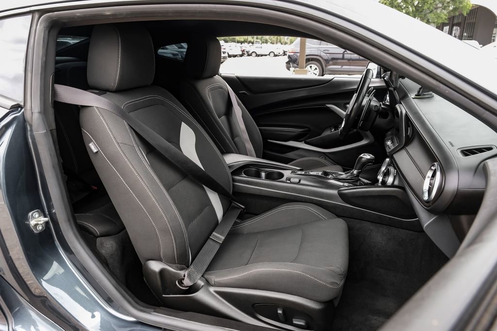 Used 2022 Chevrolet Camaro SS image 34