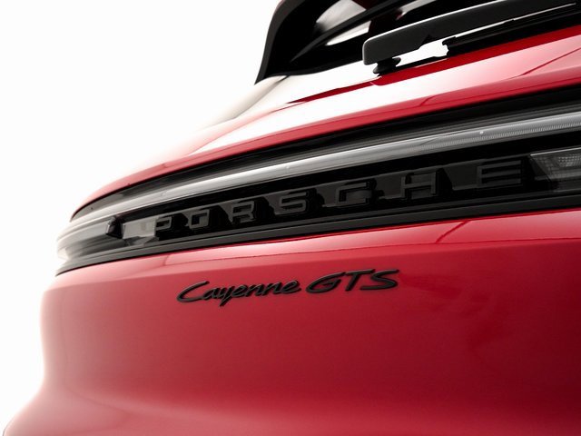 Used 2025 Porsche Cayenne GTS image 29
