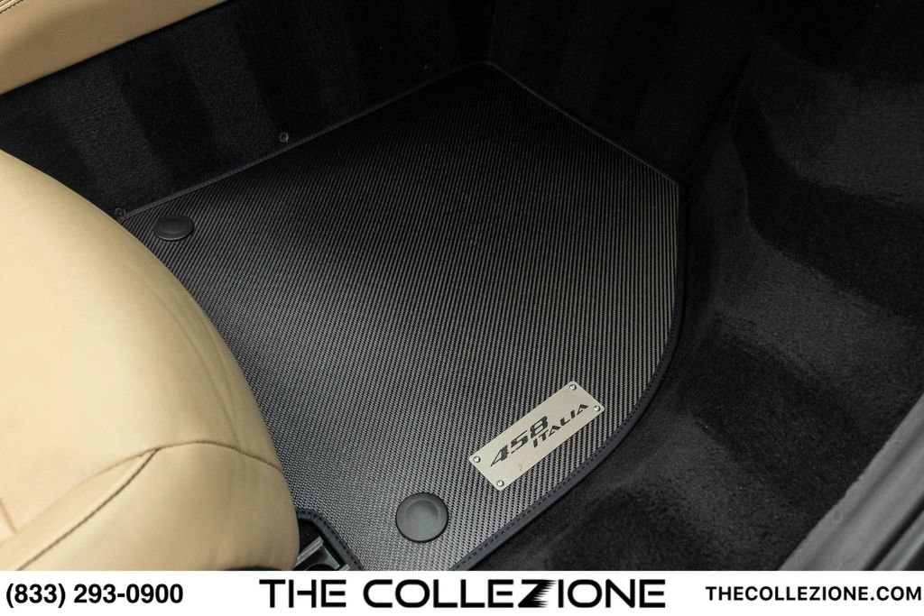 Used 2015 Ferrari 458 Spider RWD image 91