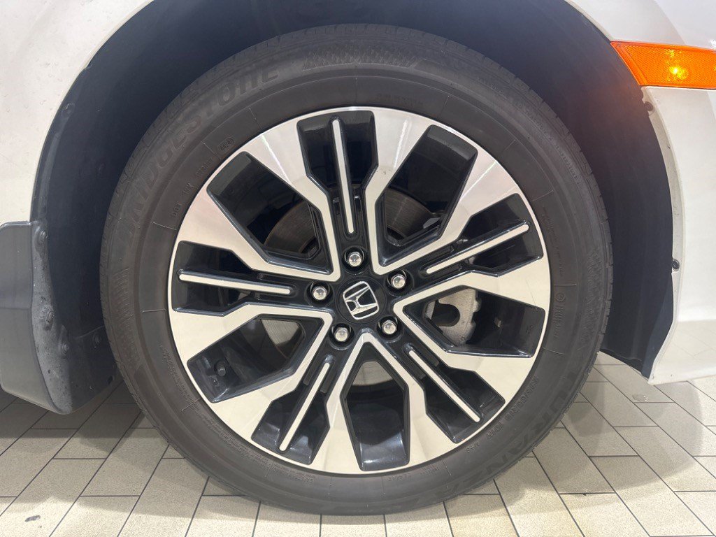 Used 2025 Honda Odyssey Elite image 42