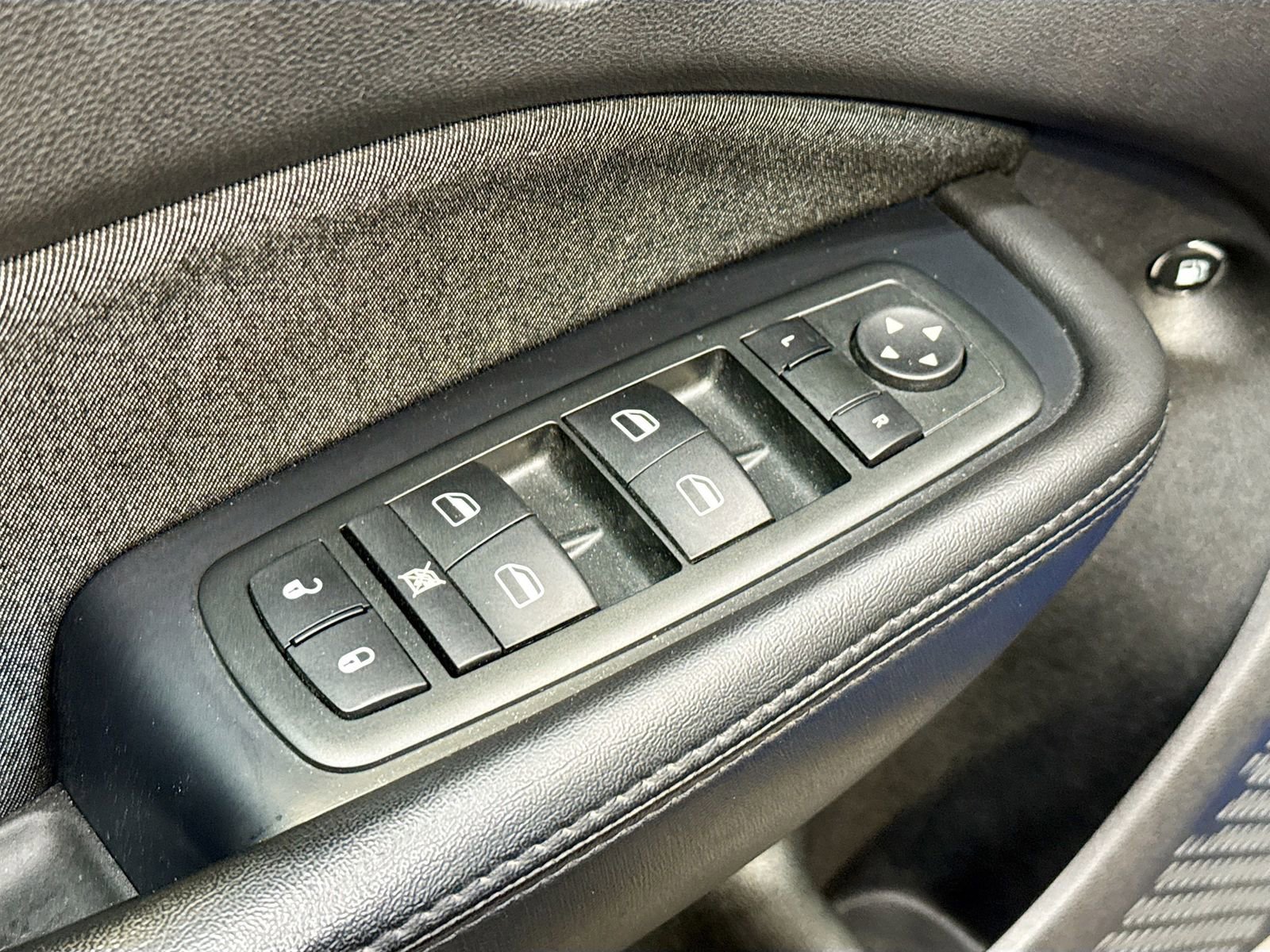 Used 2013 Dodge Dart SXT image 20