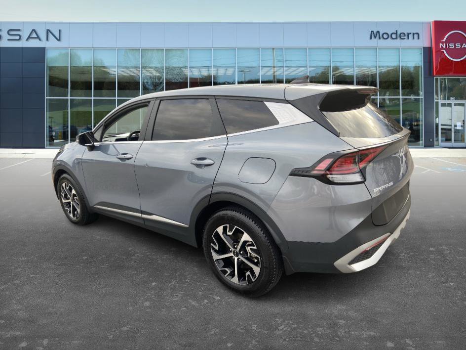 Used 2023 Kia Sportage EX image 6