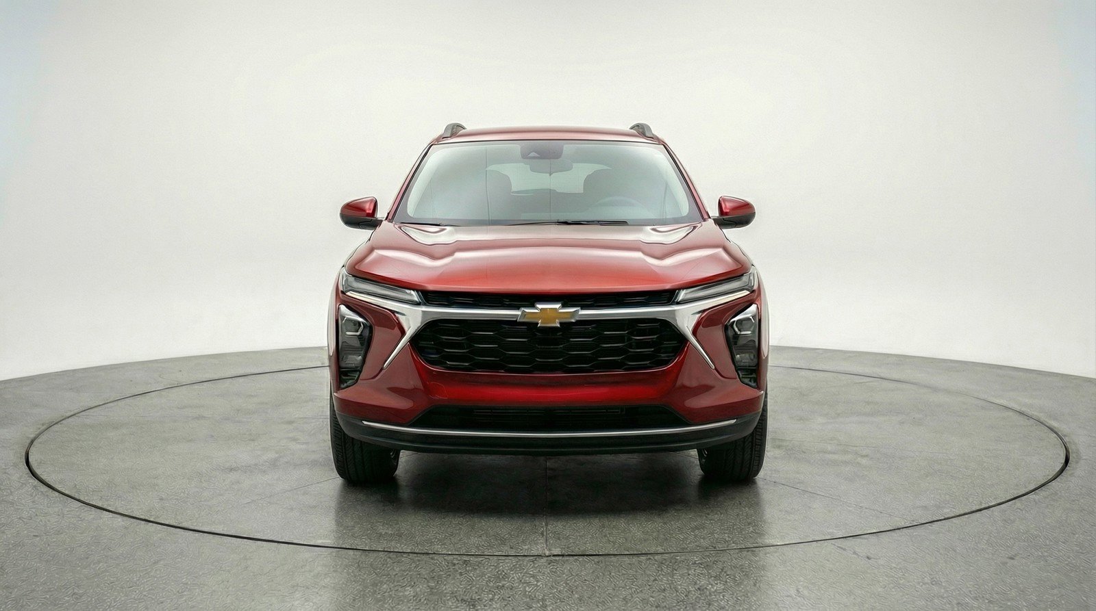 Used 2025 Chevrolet Trax LT image 2