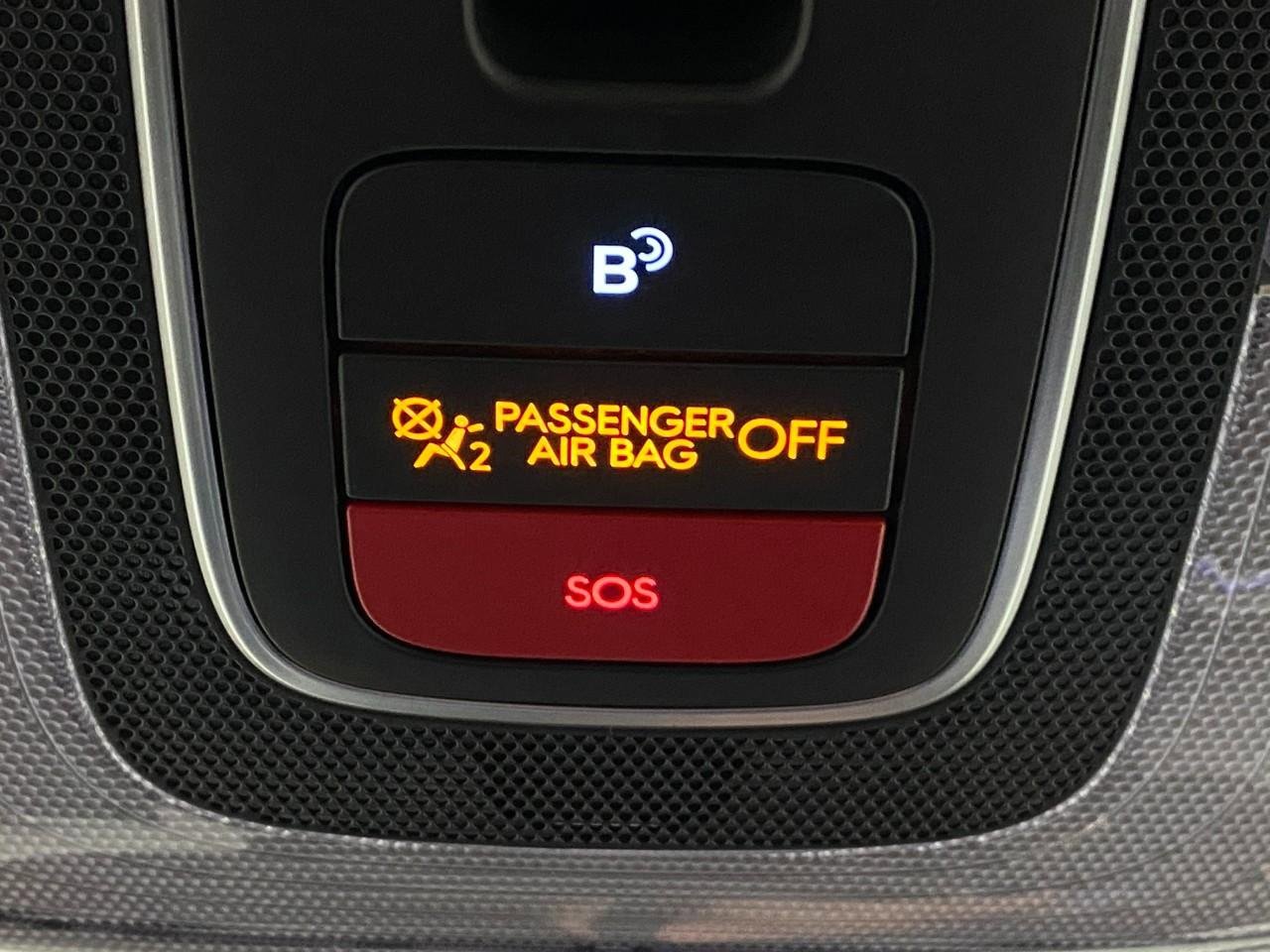 Used 2025 Hyundai Elantra SEL image 28