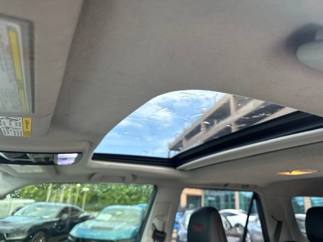 Used 2020 Toyota 4Runner Venture w/ Moonroof Package AWD/4WD image 13