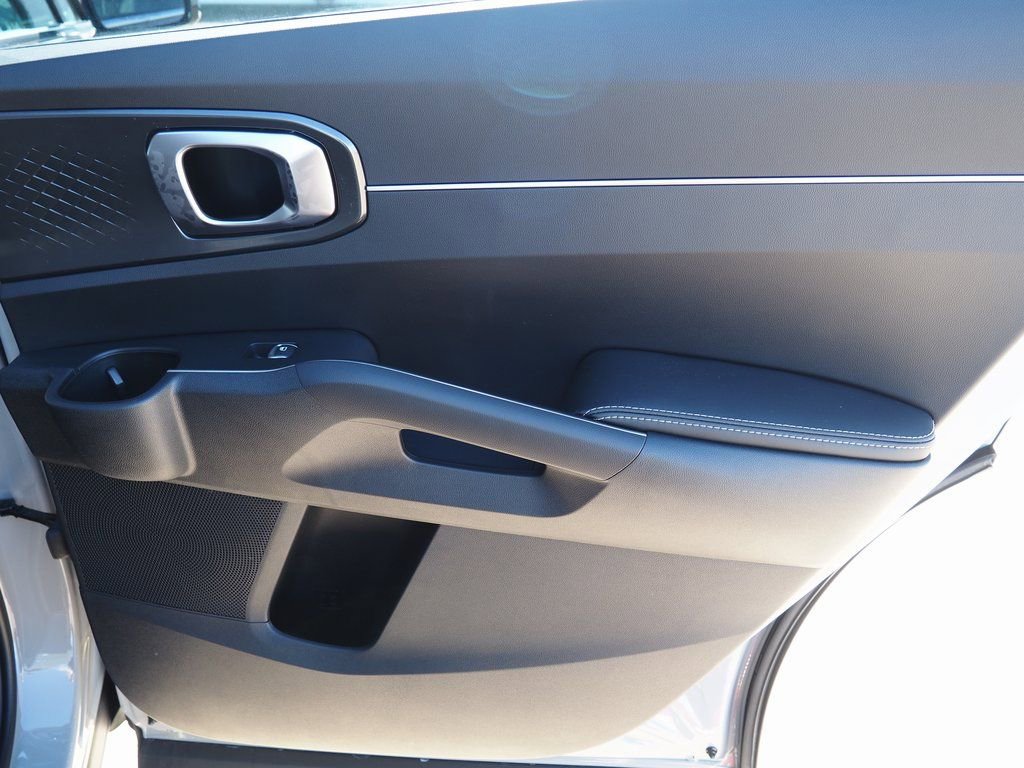 New 2026 Kia Sorento S image 42