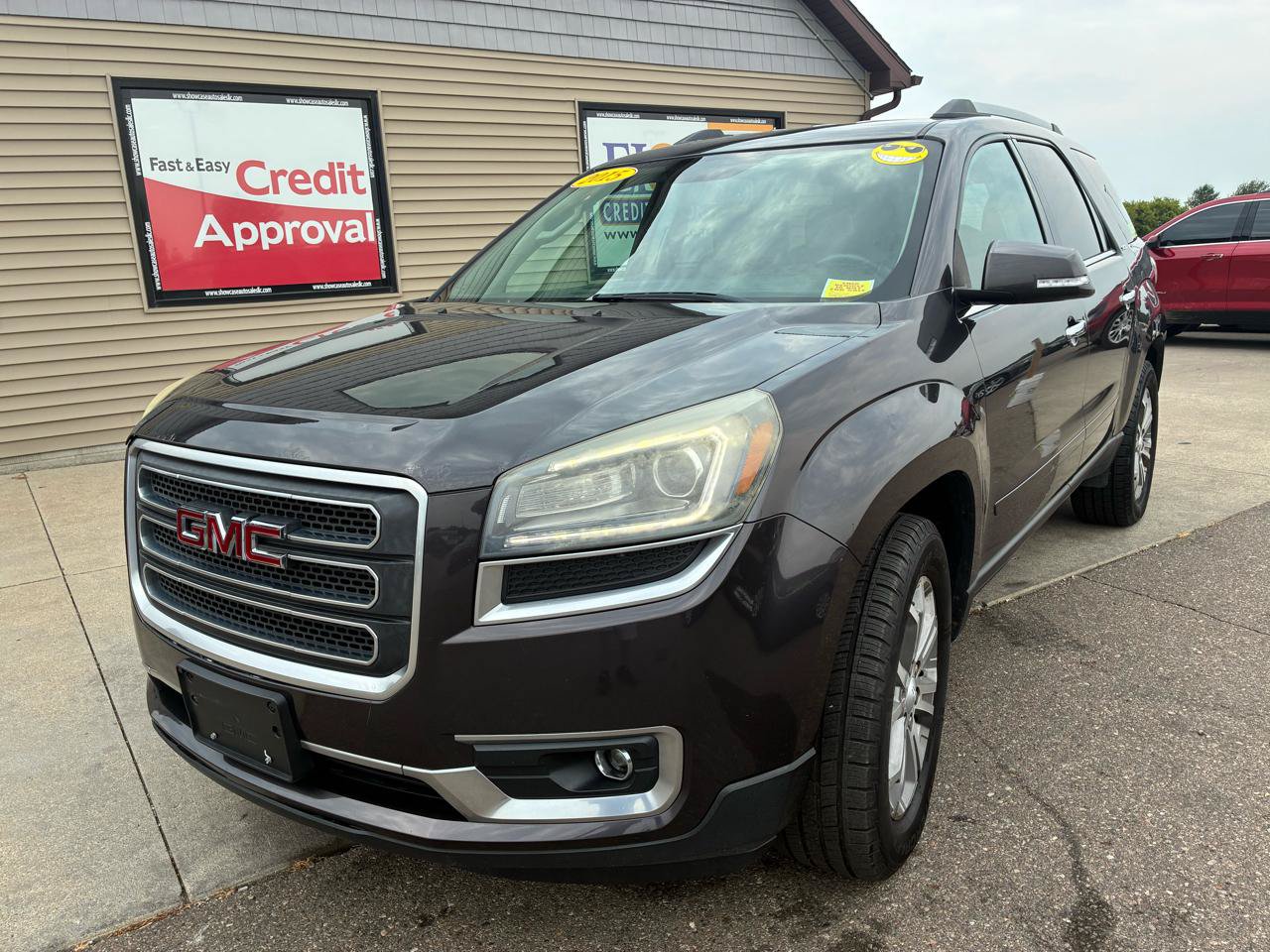 Used 2015 GMC Acadia SLT AWD/4WD image 1