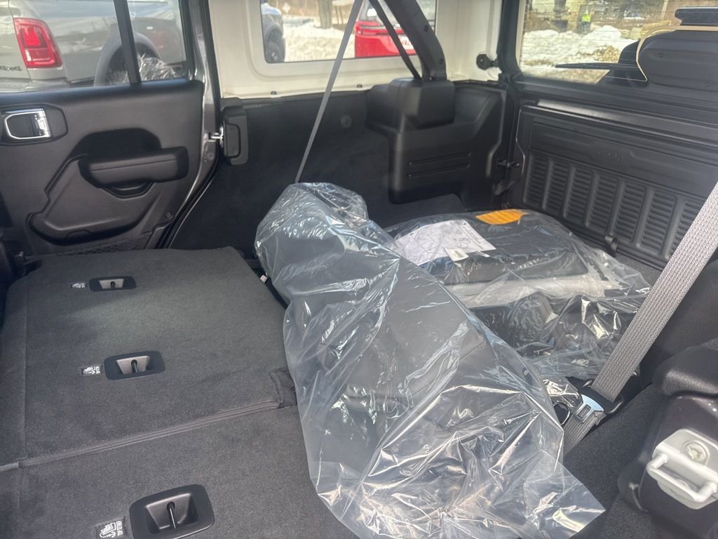 New 2025 Jeep Wrangler Unlimited Sport AWD/4WD image 31