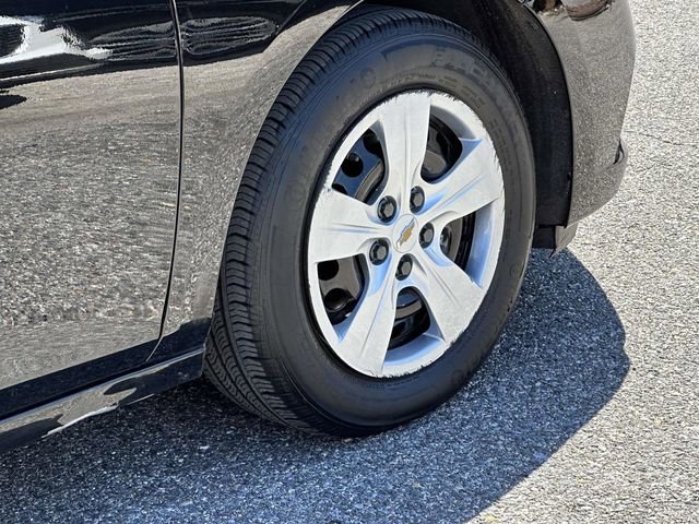 Used 2018 Chevrolet Cruze LS image 30