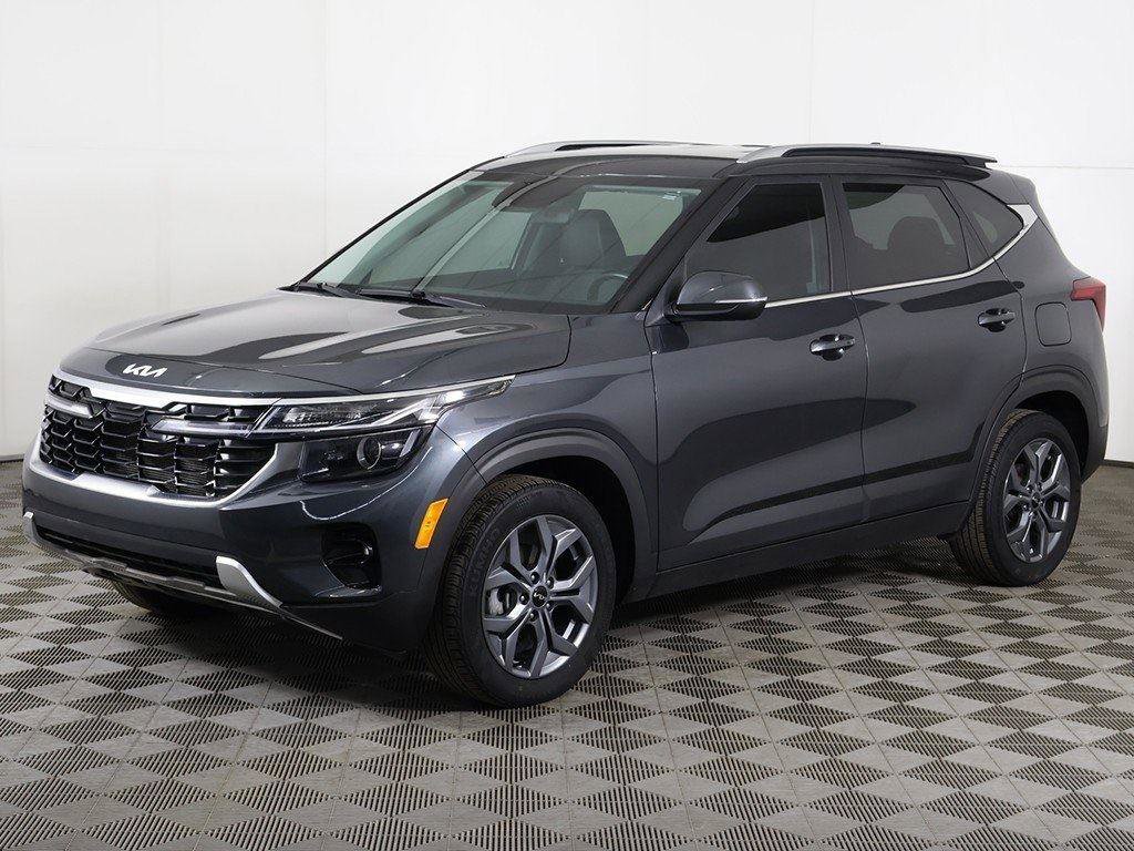 Used 2024 Kia Seltos S image 2