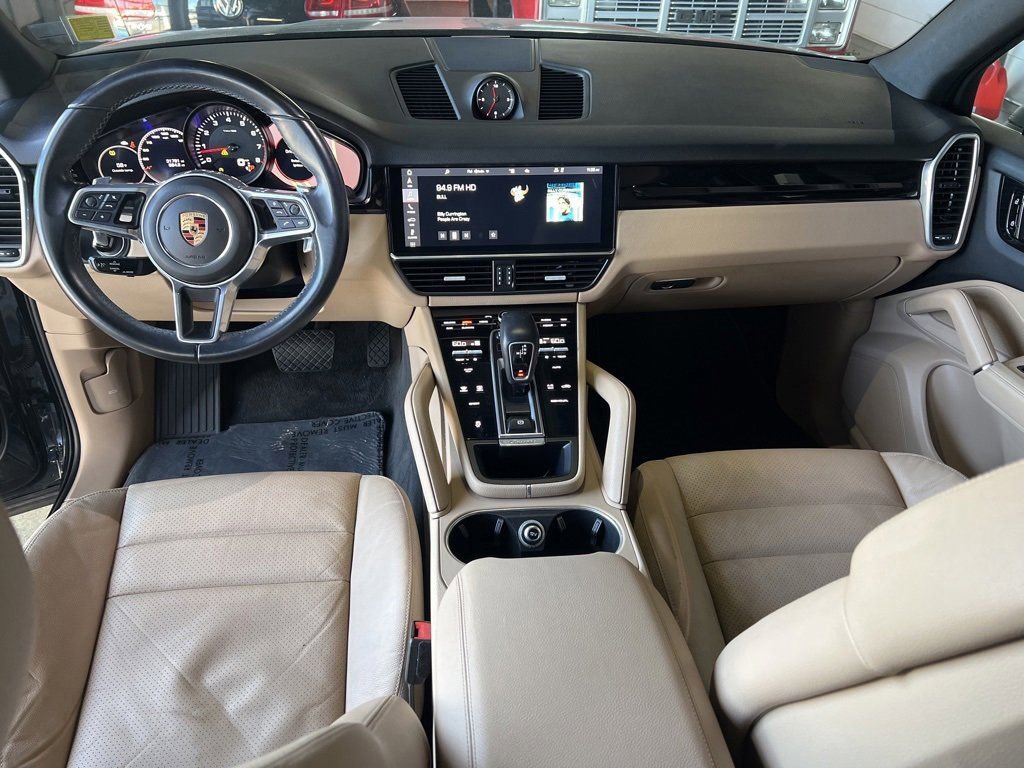 Used 2020 Porsche Cayenne image 10
