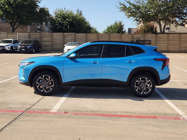 Used 2026 Chevrolet Trax LT w/ LT Convenience Package FWD image 12