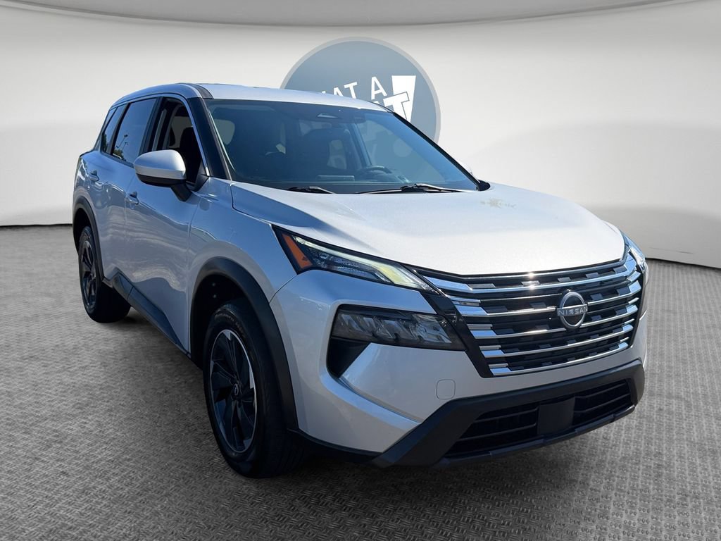 Used 2024 Nissan Rogue SV AWD/4WD image 1