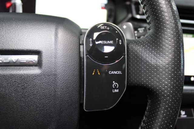 Used 2020 Land Rover Range Rover Velar S AWD/4WD image 19
