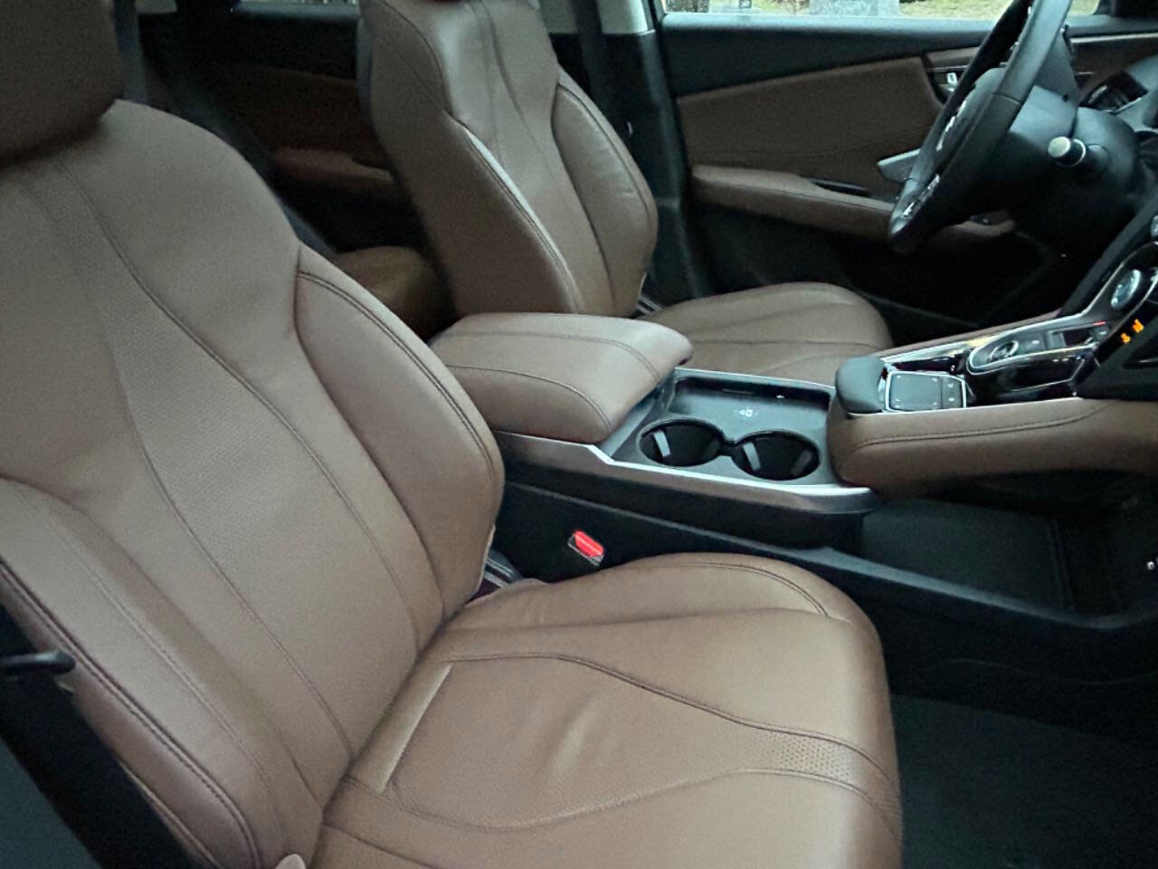 Used 2025 Acura RDX SH-AWD w/ Technology Package image 25