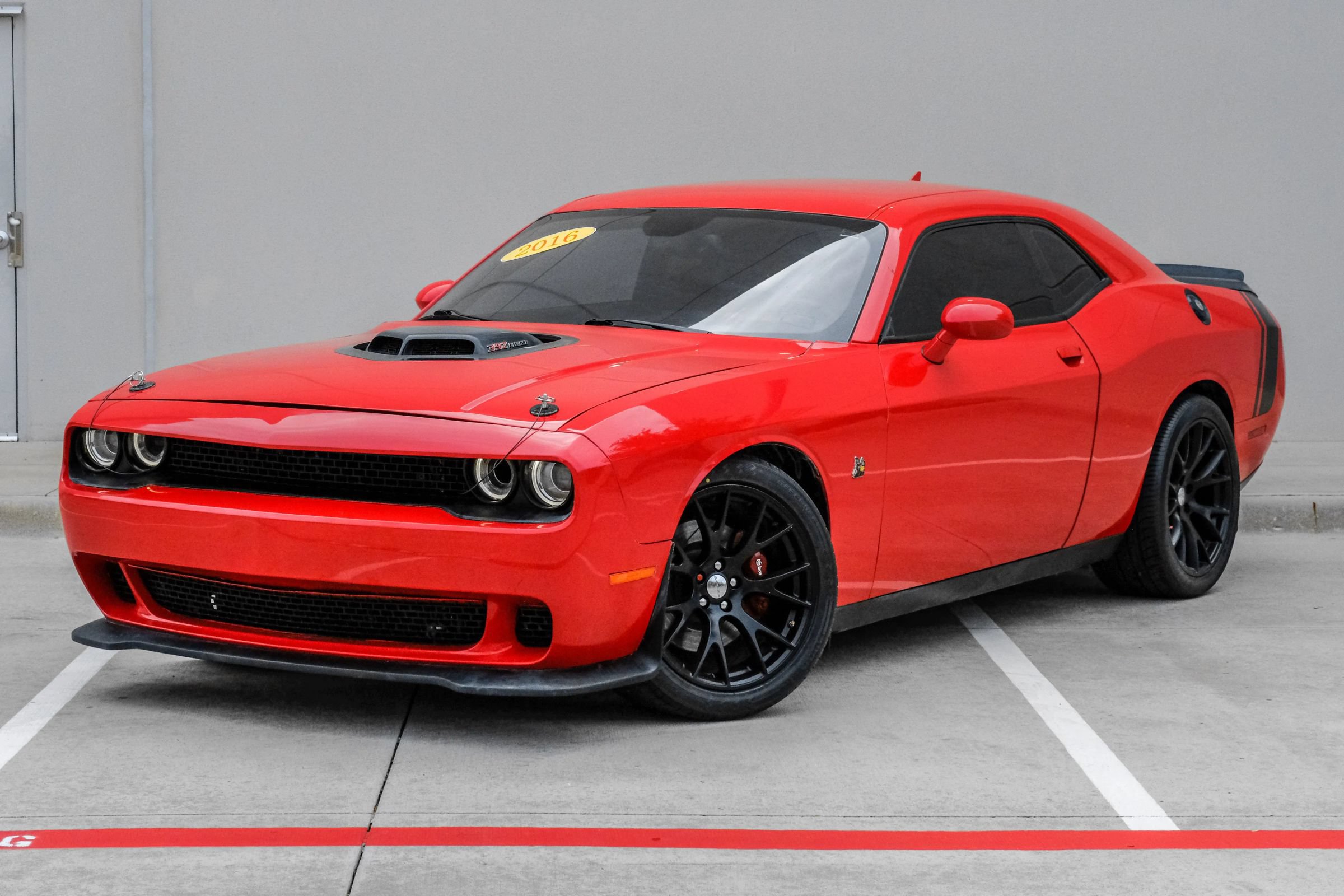 Used 2016 Dodge Challenger R/T Scat Pack RWD image 13
