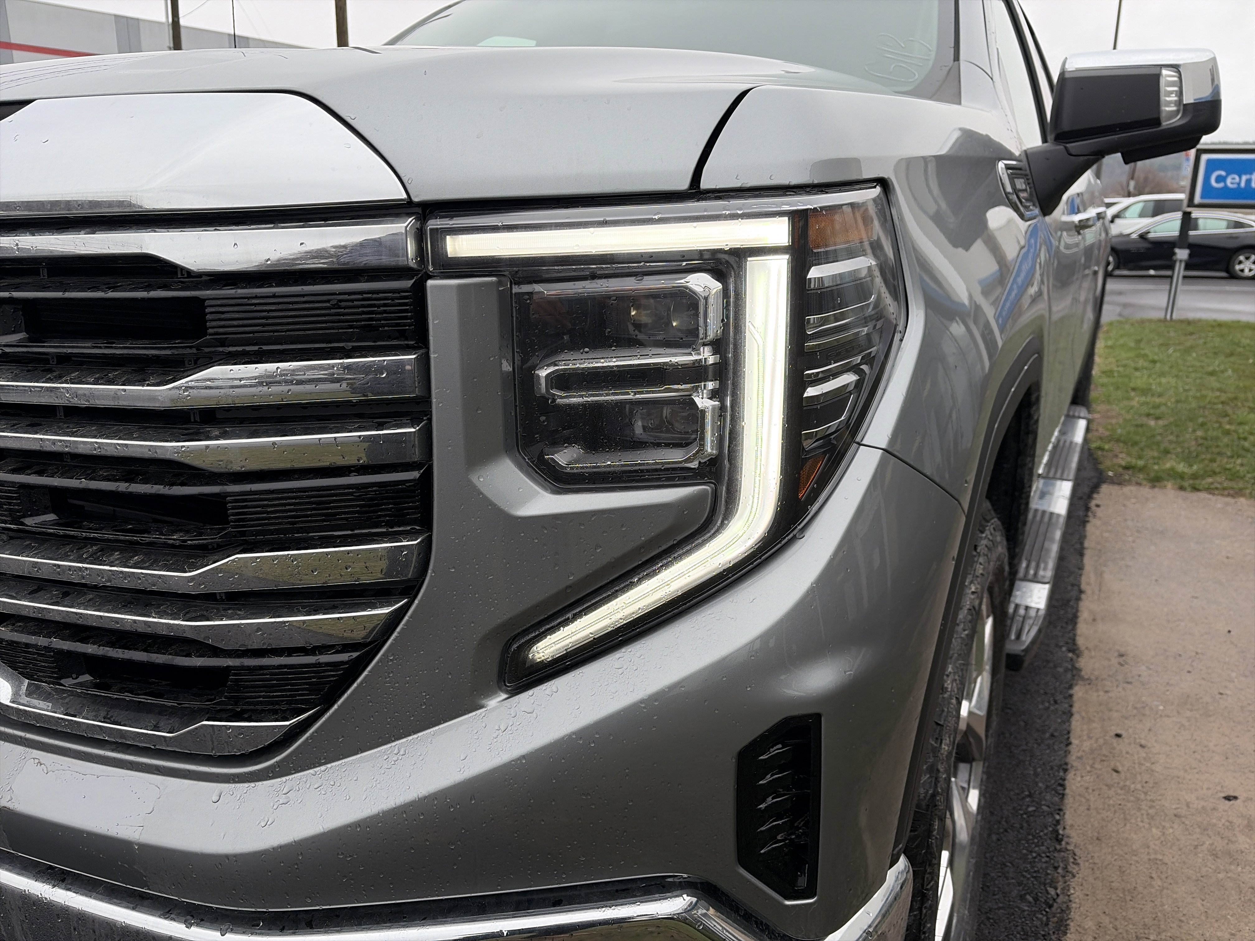 New 2026 GMC Sierra 1500 SLT w/ SLT Premium Package image 10