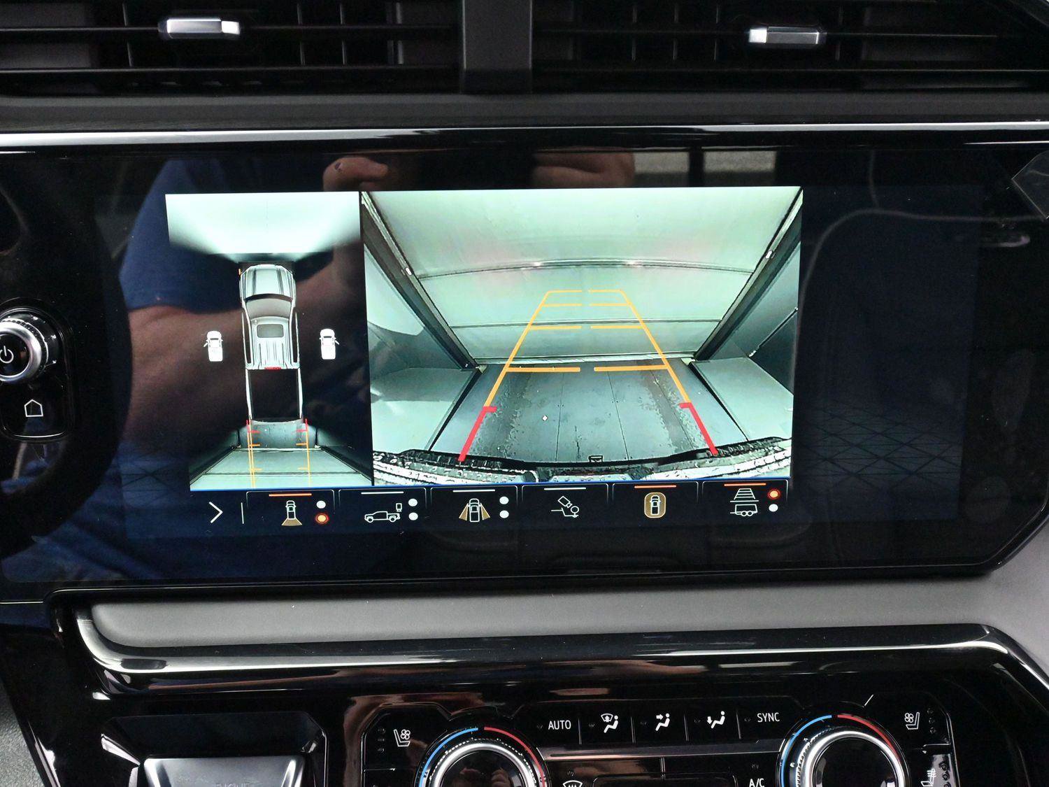 Used 2026 GMC Sierra 1500 AT4X image 23