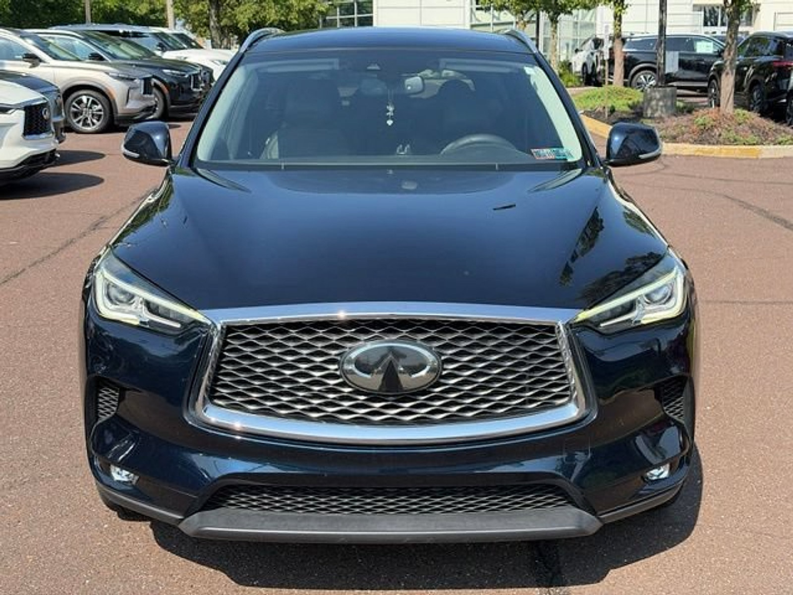 Used 2020 INFINITI QX50 Luxe w/ Cargo Package AWD/4WD image 2