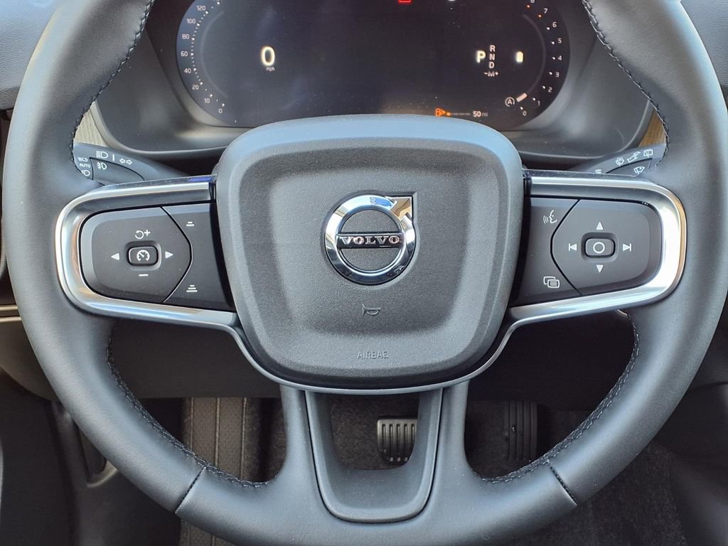 New 2026 Volvo XC40 B5 Ultra w/ Climate Package AWD/4WD image 12