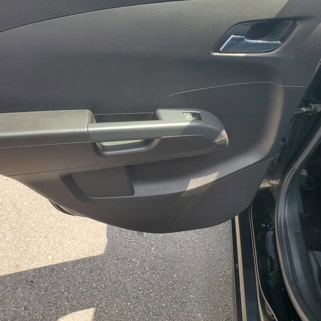 Used 2012 Chevrolet Sonic LT image 33