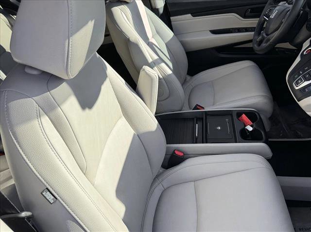 Used 2025 Honda Odyssey EX-L image 21