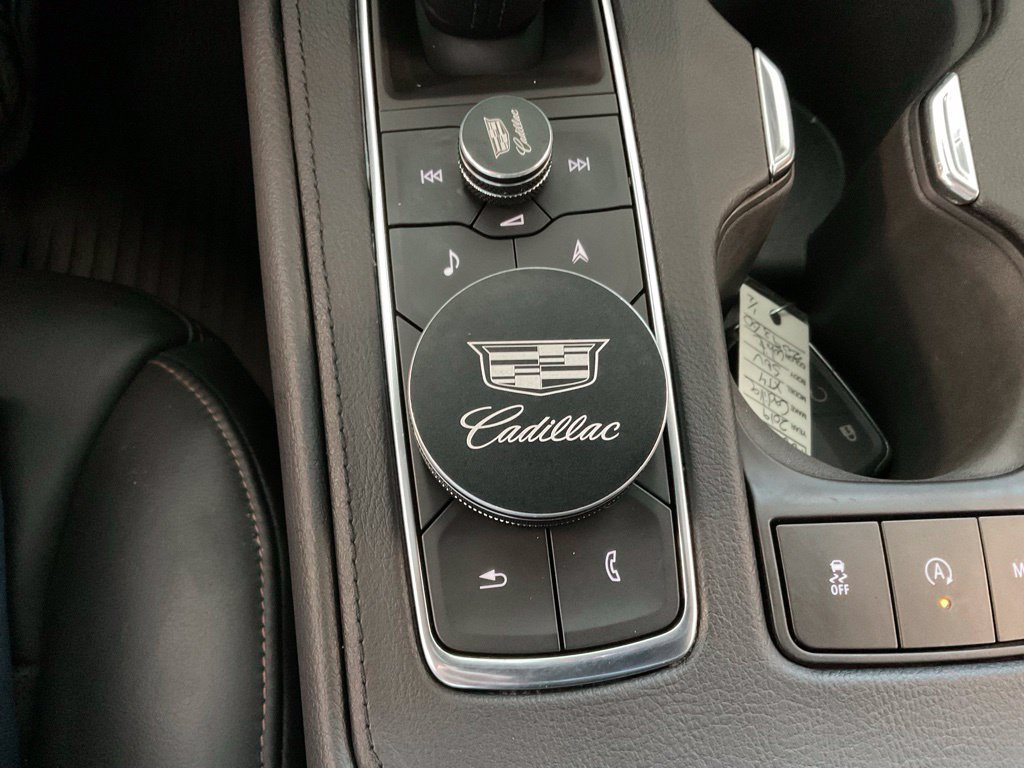 Used 2019 Cadillac XT4 Sport FWD image 19