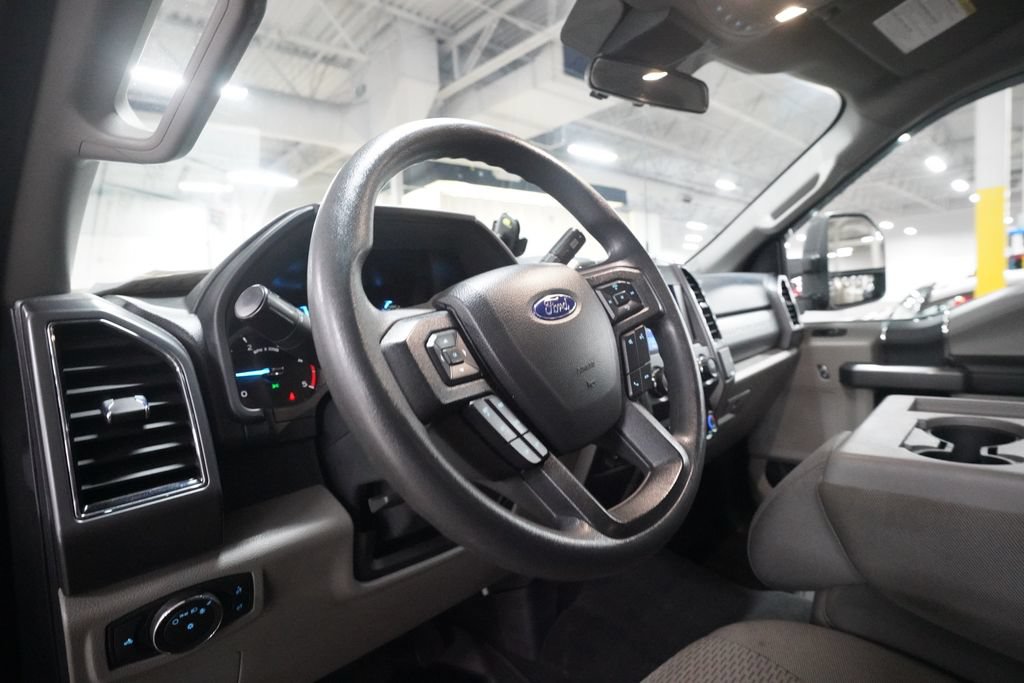 Used 2022 Ford F250 XLT AWD/4WD image 8