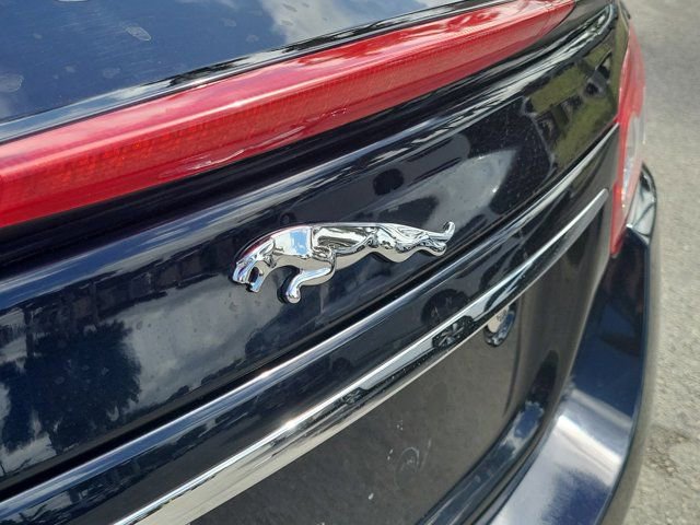 Used 2012 Jaguar XK Base image 6