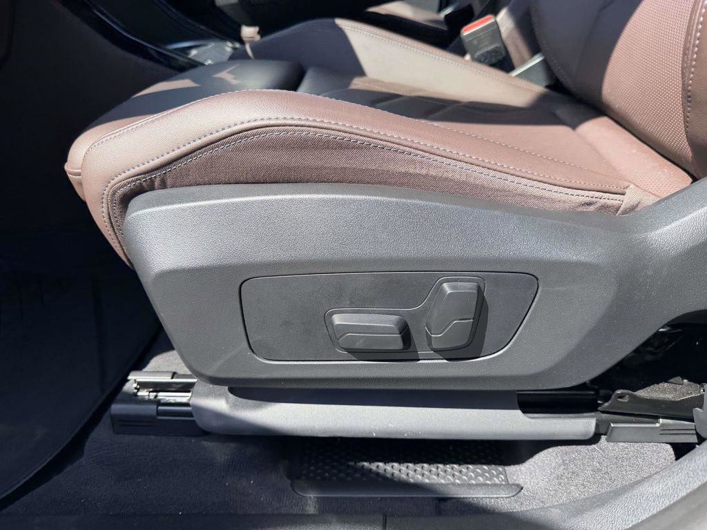 Used 2024 BMW X1 M35i w/ Premium Package AWD/4WD image 24