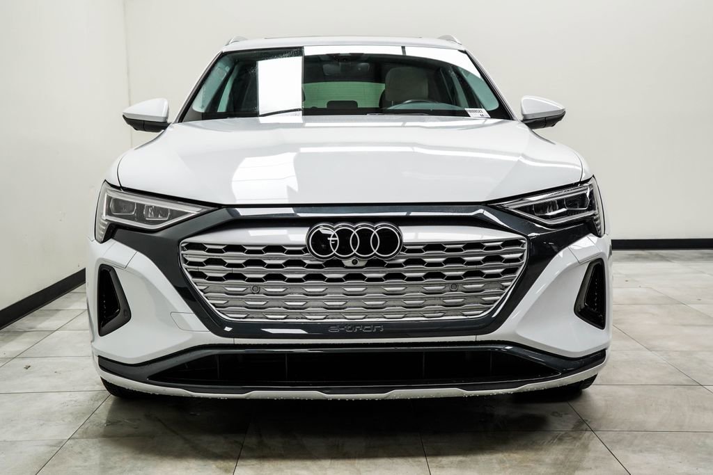 Used 2024 Audi Q8 e-tron Premium Plus w/ Premium Plus Package AWD/4WD image 6