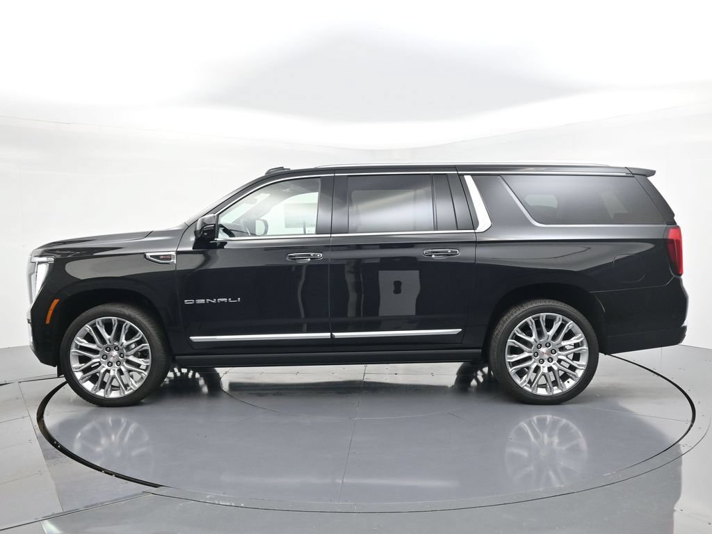 New 2026 GMC Yukon XL Denali w/ Denali Reserve Package AWD/4WD image 5
