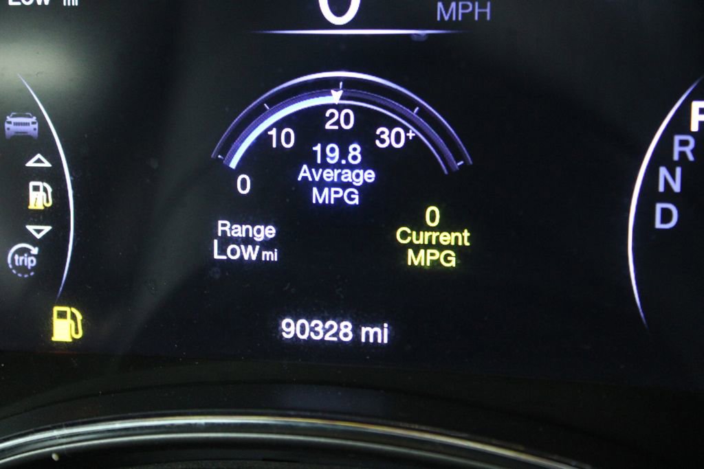 Used 2021 Jeep Grand Cherokee Limited w/ Luxury Group II image 41