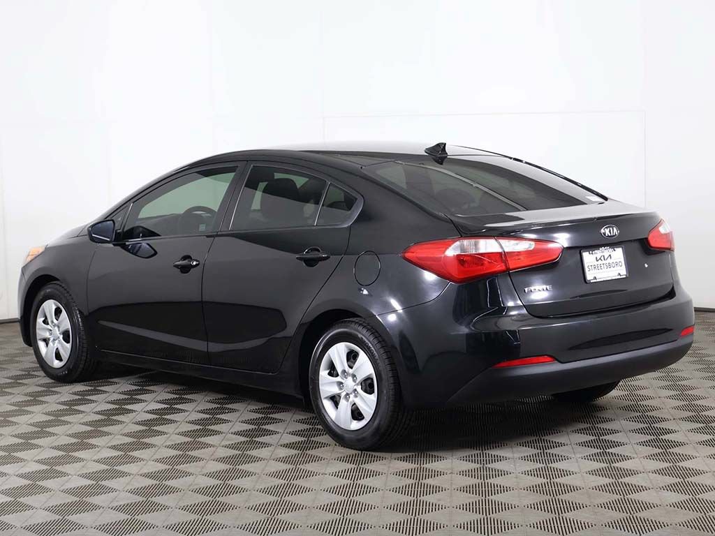 Used 2015 Kia Forte LX FWD image 4