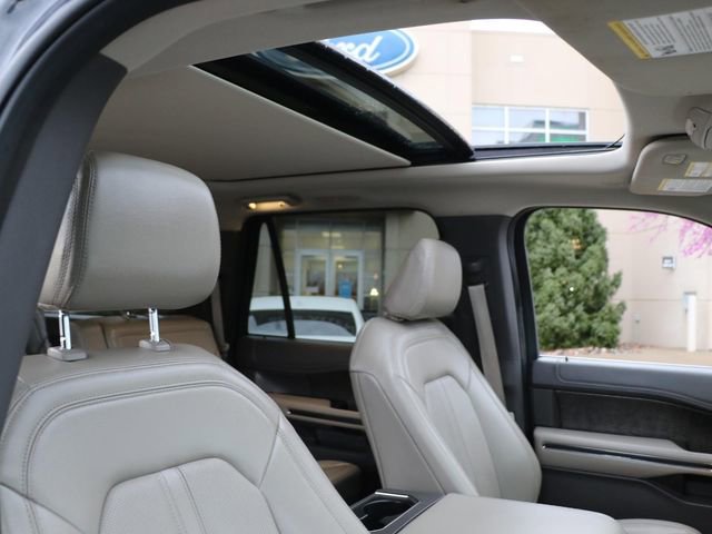 Used 2021 Ford Expedition Max Limited image 9
