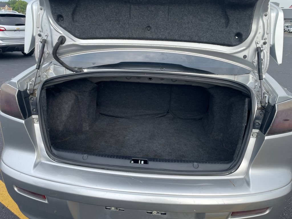 Used 2017 Mitsubishi Lancer ES FWD image 15