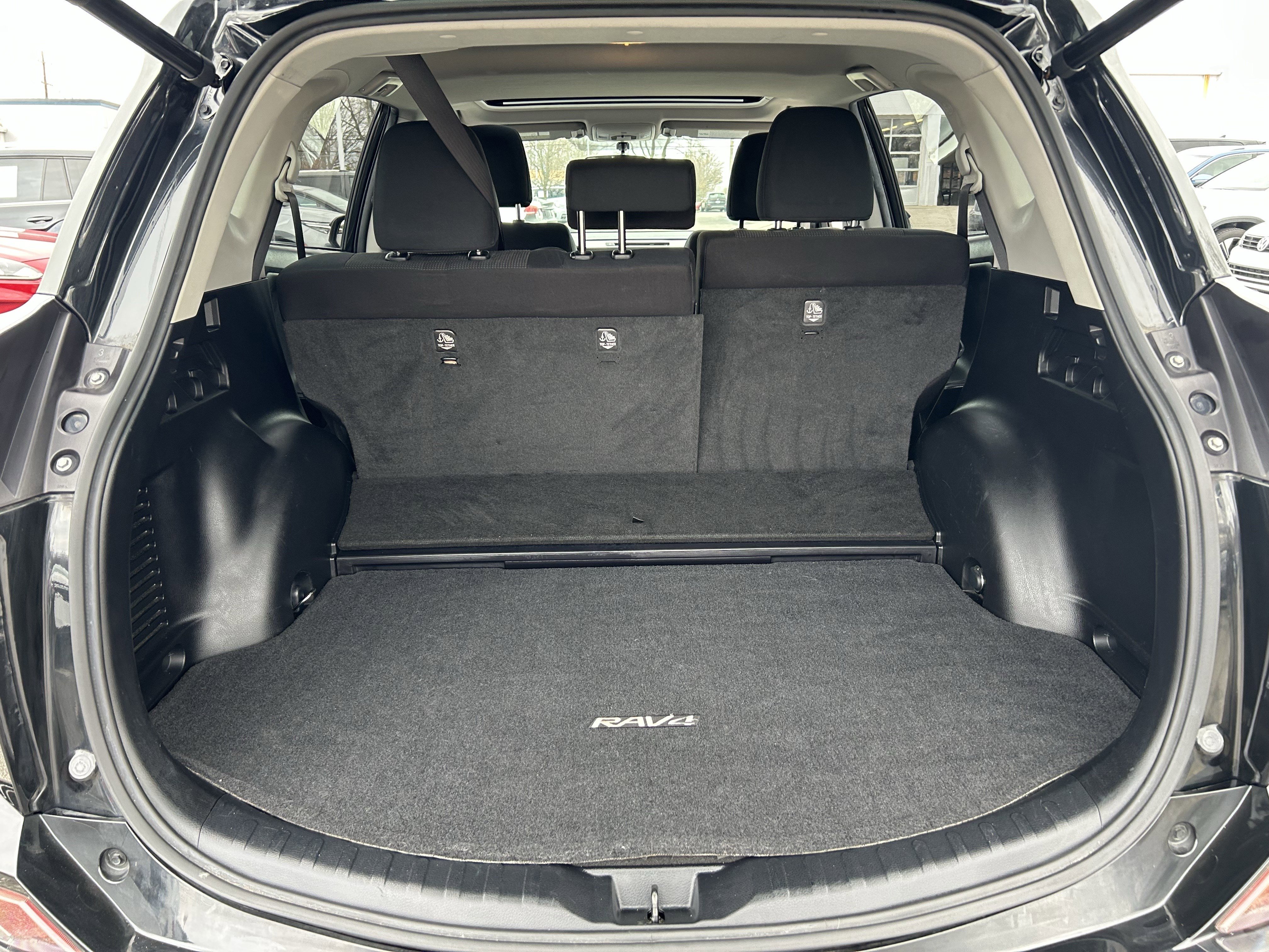 Used 2016 Toyota RAV4 XLE image 25