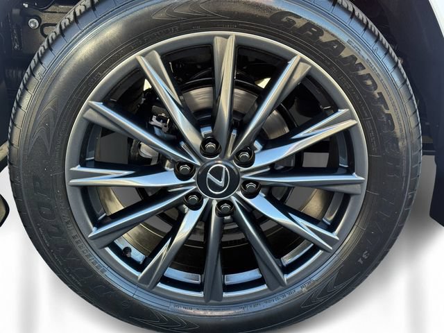 Certified 2025 Lexus LX 700h F Sport AWD/4WD image 11