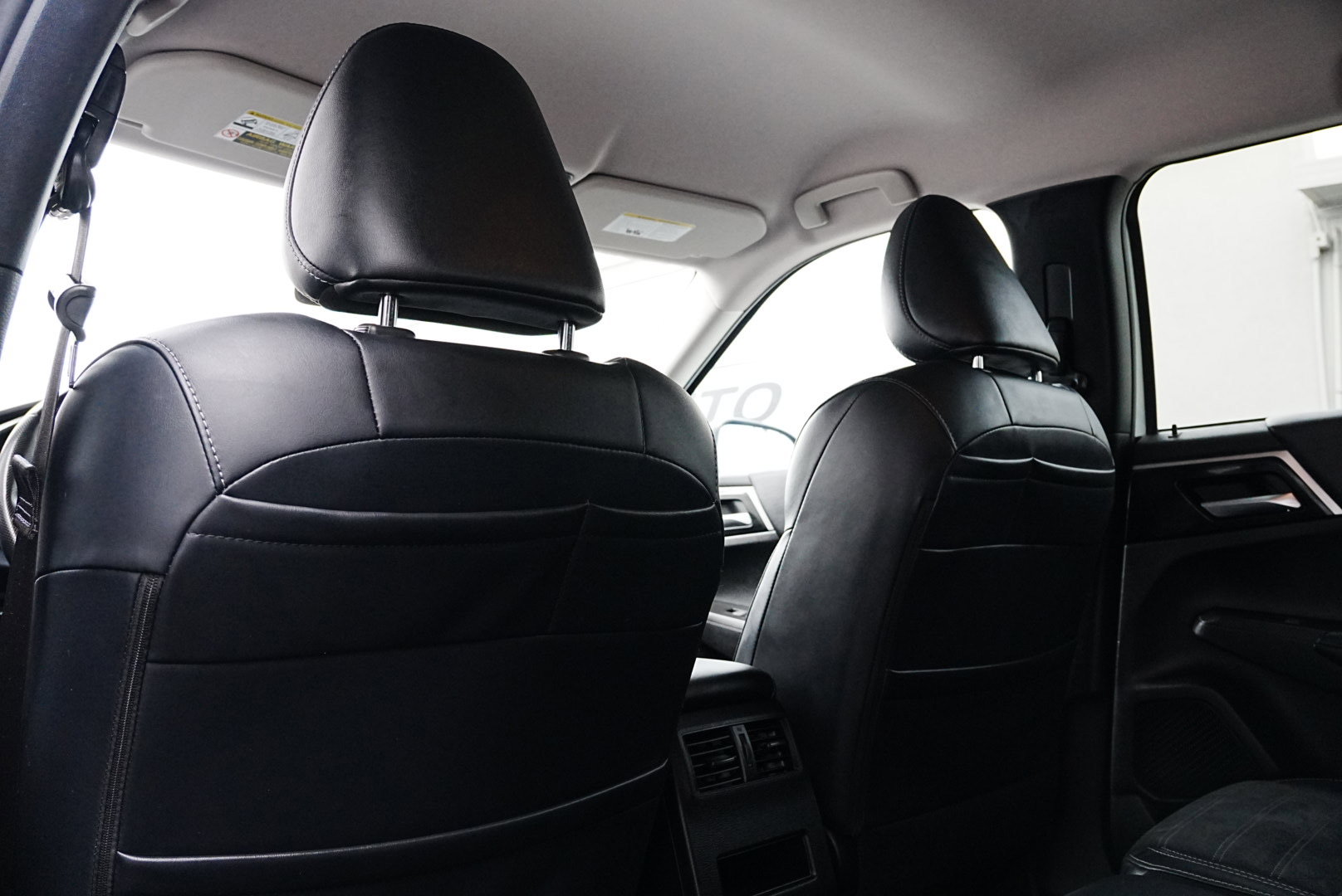 Used 2024 Mitsubishi Outlander SE image 12