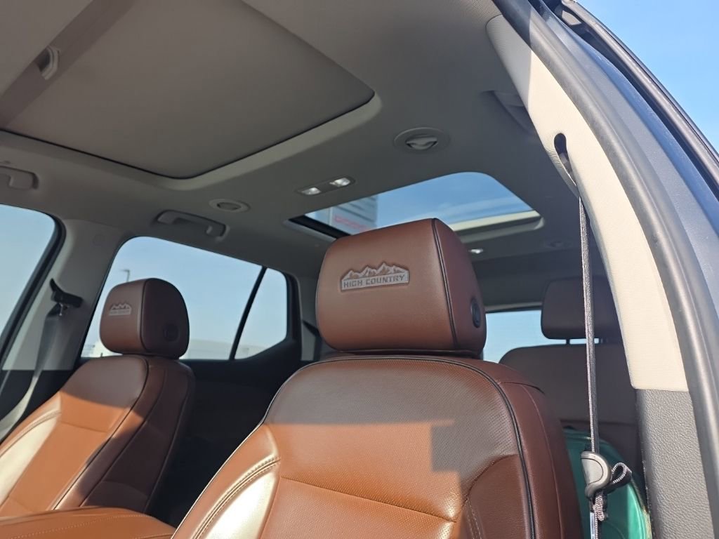 Used 2018 Chevrolet Traverse High Country AWD/4WD image 44