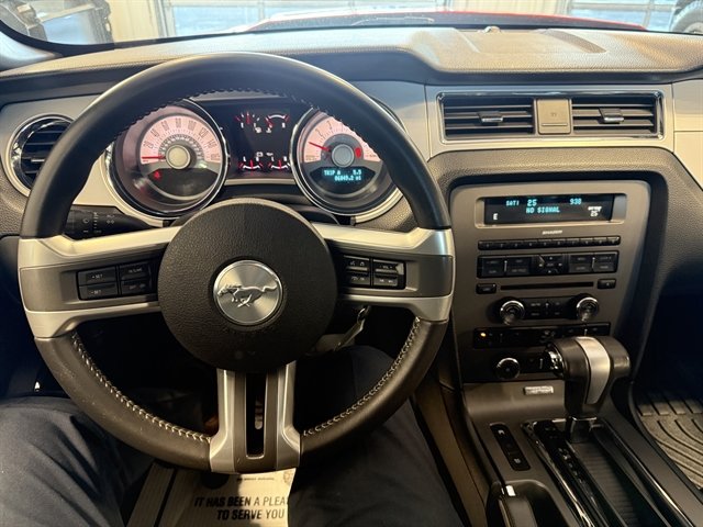 Used 2011 Ford Mustang Premium w/ 202A Rapid Spec Order Code image 18